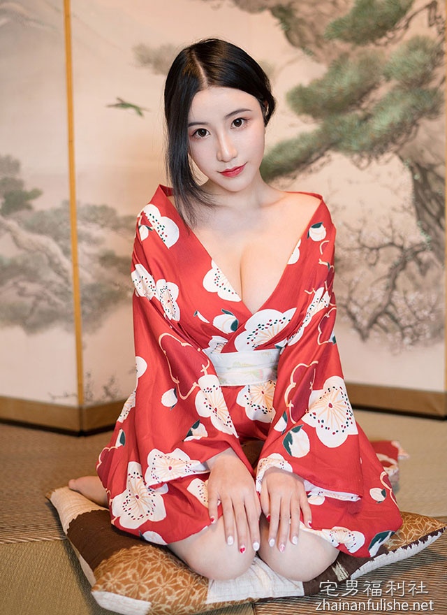 包不住的和服「嫩乳诱惑」！完美「水滴状」重到撑不住，只好摊桌上了！ - 星乐社