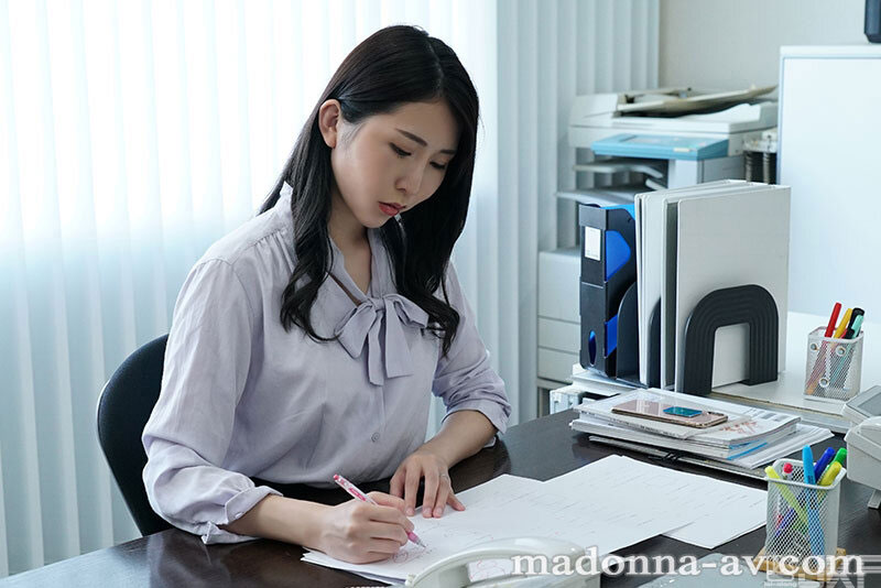 菁英学霸人妻《松莉乃》精选作品推荐封面及剧情图片介绍 - 星乐社